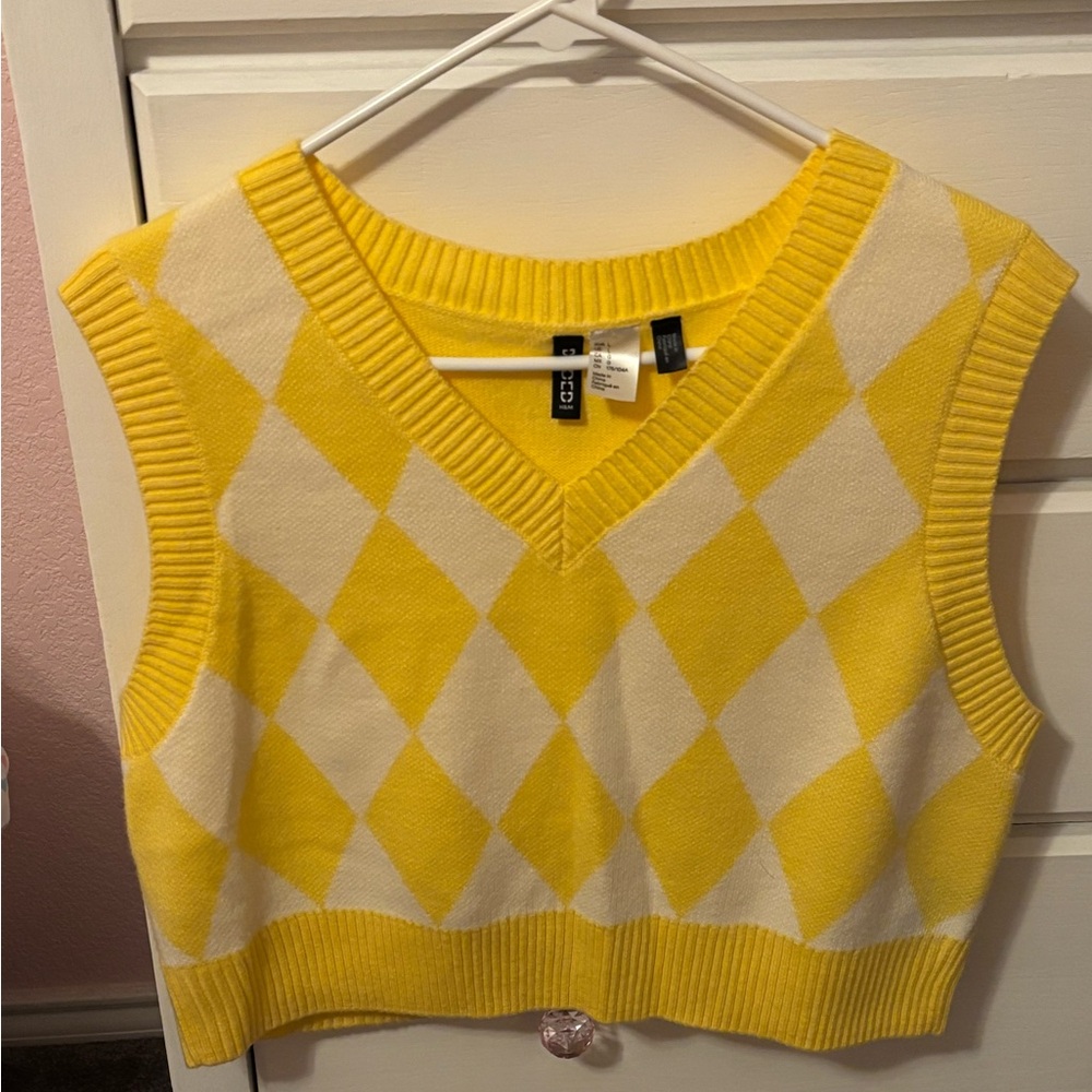 COPY - Diamond Print Sweater Vest